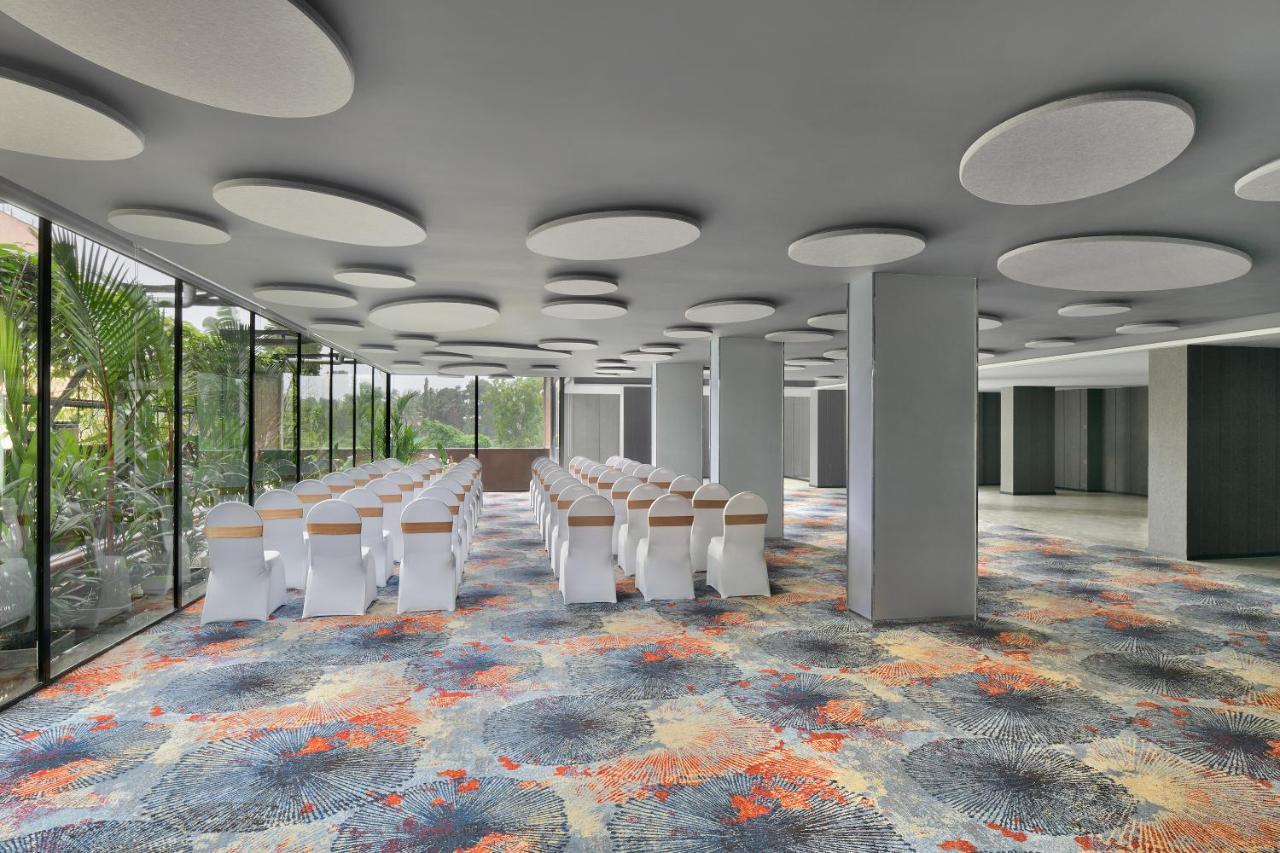 Citadines Arpora Nagoa Goa Hotel Exterior photo